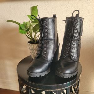 Soda Malia Round Toe Stacked Lug Heel Lace Up Ankle Booties